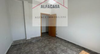 A LOUER UN ETAGE DE VILLA S+2 A JARDIN DE L AOUINA