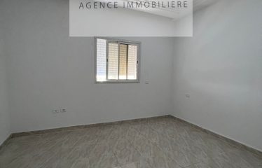 A LOUER UN ETAGE DE VILLA S+2 A LA SOUKRA (MOSQUEE ERAOUDHA)