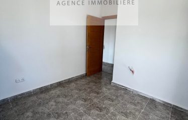 A LOUER UN ETAGE DE VILLA S+2 A JARDIN DE L AOUINA