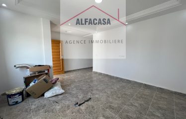 A LOUER UN ETAGE DE VILLA S+2 A JARDIN DE L AOUINA