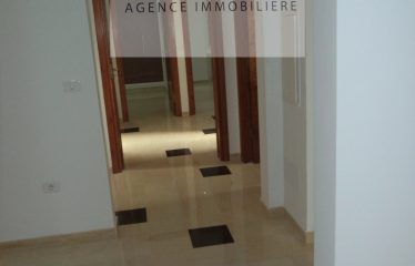 A LOUER UN APPARTEMENT S+3 A LA MARSA