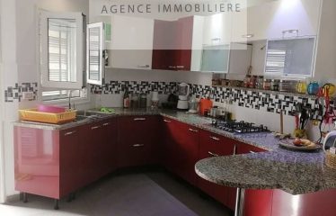 A VENDRE UNE VILLA S+4 A BORJ LOUZIR