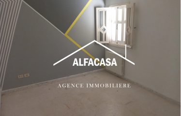 A LOUER UN ETAGE DE VILLA S+4 AVEC TERRASSE