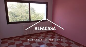 A LOUER UN ETAGE DE VILLA S+4 AVEC TERRASSE