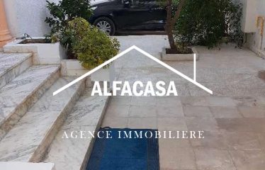 A louer un etage de villa s+2 haut standing avec deux terrasses a ain zaghouen