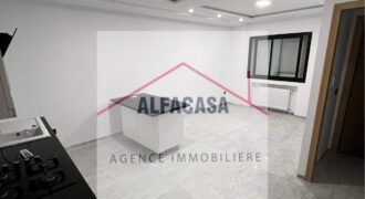 A VENDRE UN APPARTEMENT S+1 JAMAIS HABITE A L AOUINA