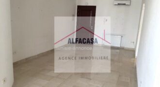 A LOUER UN APPARTEMENT S+1 HAUT STANDING A LA SOUKRA.