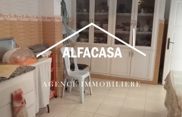 A VENDRE UNE MAISON AVEC TERRASSE A L’AOUINA