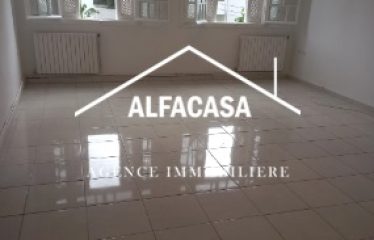 A LOUER UN ÉTAGE DE VILLA S+4 A LA MARSA.