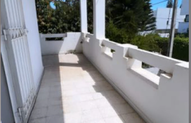 A LOUER UN ÉTAGE DE VILLA S+3 AVEC TERRASSE A SOUKRA