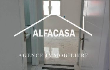 A louer un appartement s+3 a Jardin de l’aouina .