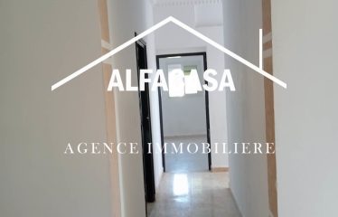 A louer un étage de villa s+2 à Ain zaghouen.