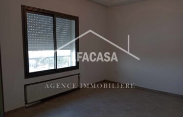 A vendre appartement S+2 haut standing jamais habité a l’Aouina.