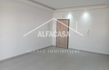 A vendre appartement S+2 haut standing jamais habité a l’Aouina.