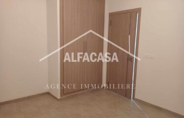 A vendre appartement S+2 haut standing jamais habité a l’Aouina.