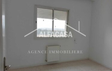 A vendre appartement S+2 haut standing a Jardin de l’Aouina.