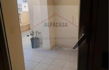 A LOUER UN APPARTEMENT S+2 A CITE L WAHAT AVEC UNE TERRASSE