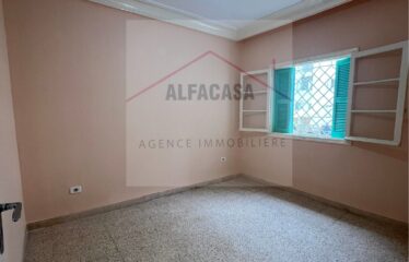 A VENDRE UN APPARTEMENT S+3 A BORJ LOUZIR