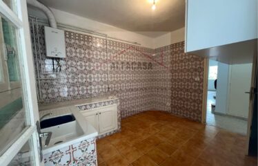 A VENDRE UN APPARTEMENT S+3 A BORJ LOUZIR