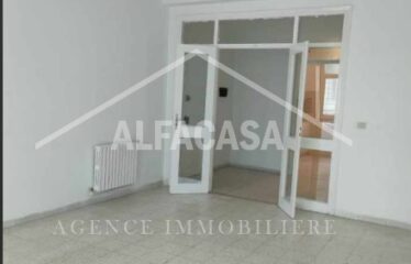 A VENDRE UN APPARTEMENT S+3 A CARTHAGE BYRSA