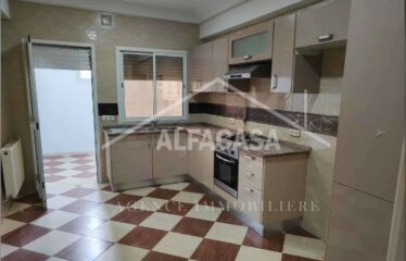 A LOUER UN APPARTEMENT S+3 A LA SOUKRA