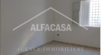 A LOUER UN ETAGE DE VILLA S+1