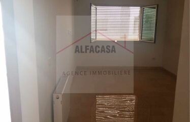 A VENDRE UN APPARTEMENT S+2 A CITE L WAHAT