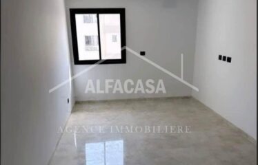 A VENDRE UN APPARTEMENT S+2 A CITE LWAHAT JAMAIS HABITE