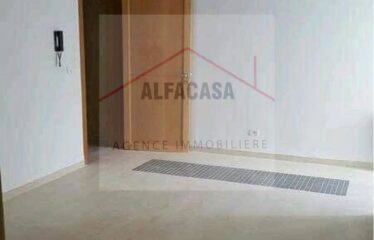 A VENDRE UN APPARTEMENT S+2 HAUT STANDING A JARDIN DE L AOUINA