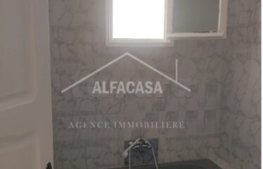 A LOUER UN ETAGE DE VILLA s+1 A LA MARSA